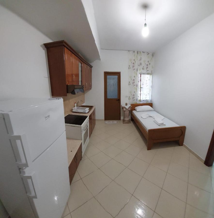 Summerland Saranda Exterior photo