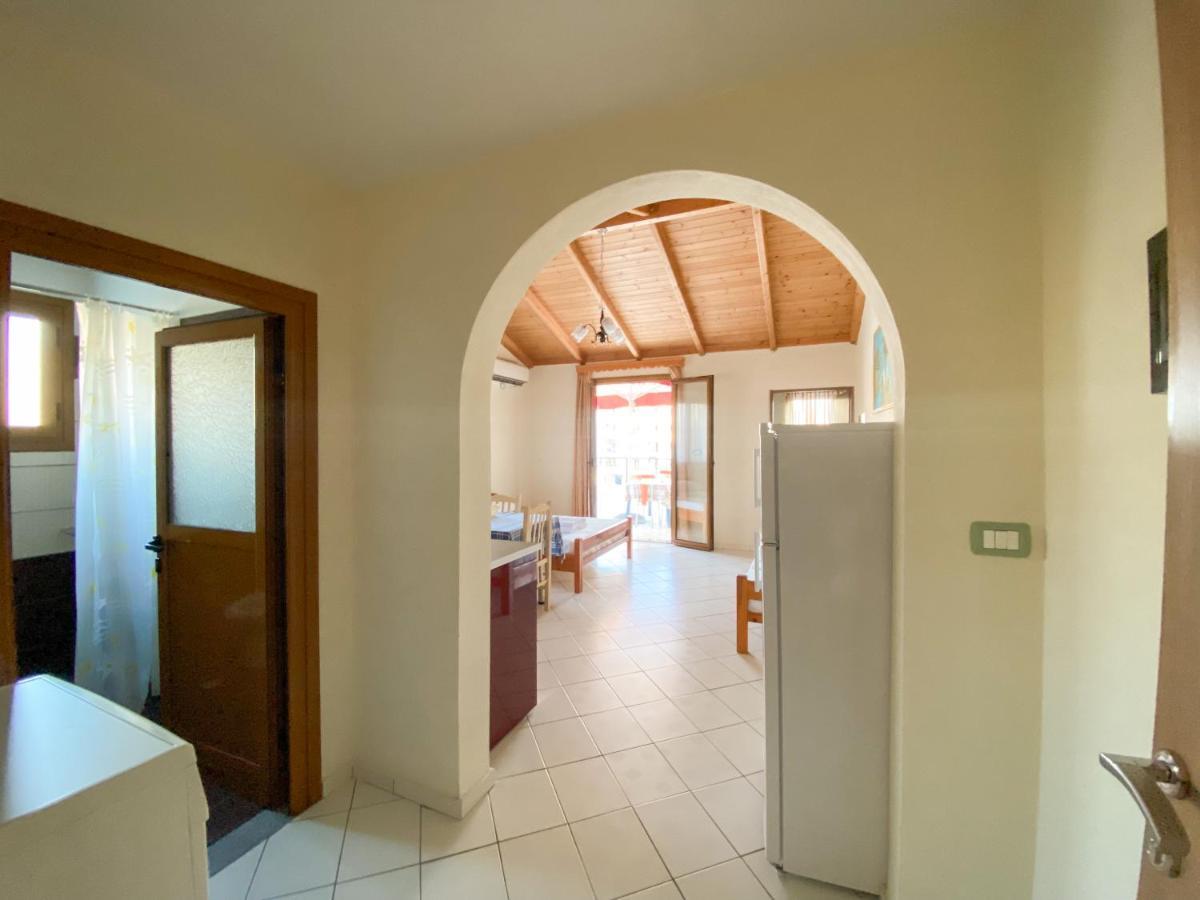 Summerland Saranda Exterior photo